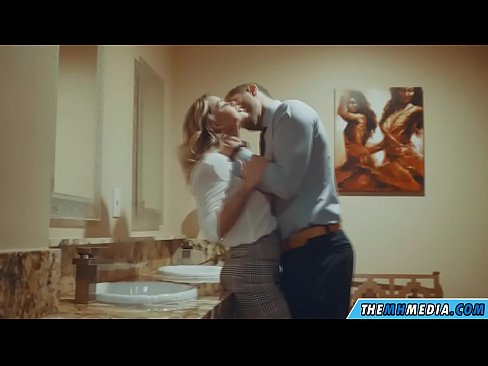 ❤️ Kad te prsata plavuša zavede u javnom toaletu ️❌ Tvrdi porno u pornografiji bs.fashiontee.top ️❤
